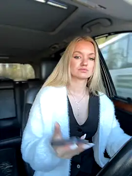 Devill Angel  online show from 25, 9, 2025