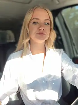 Devill Angel  online show from 28, 9, 2025