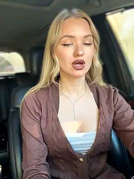 Devill Angel  online show from 17, 10, 2025