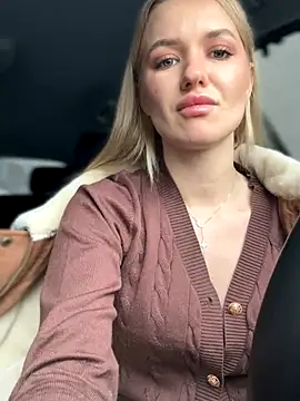 Devill Angel  online show from 19, 11, 2025