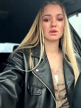 Devill Angel  online show from 1, 11, 2025