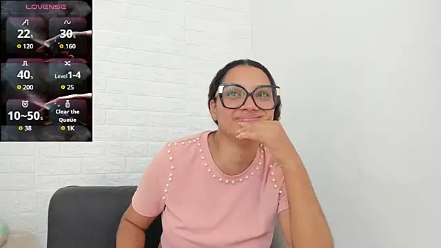 Snapshot of nathally_roses chatting on 12, 6, 2026 nathally roses online show from 12, 6, 2026
