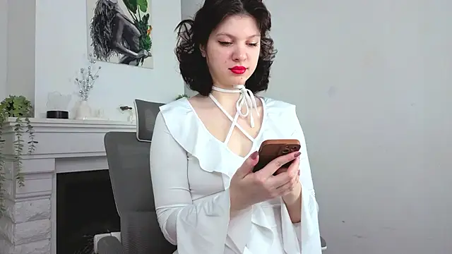 Baby Evalena online show from 8, 3, 2026