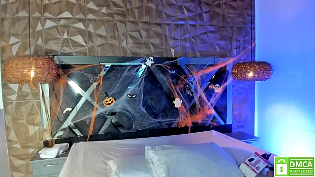 Rose Evans   online show from 4, 11, 2025