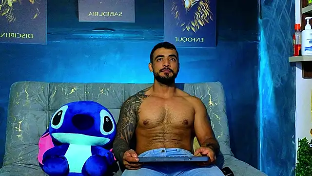 Snapshot of ERIC_HARRISON chatting on 28, 10, 2025 ERIC HARRISON online show from 28, 10, 2025