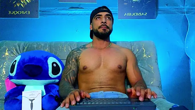 Snapshot of ERIC_HARRISON chatting on 14, 11, 2025 ERIC HARRISON online show from 14, 11, 2025