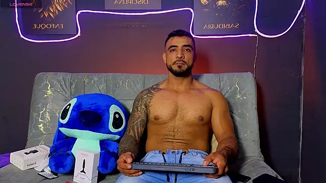 Snapshot of ERIC_HARRISON chatting on 29, 11, 2025 ERIC HARRISON online show from 29, 11, 2025