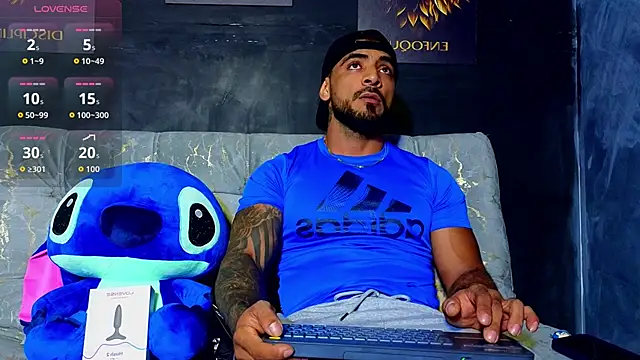 Snapshot of ERIC_HARRISON chatting on 23, 10, 2025 ERIC HARRISON online show from 23, 10, 2025