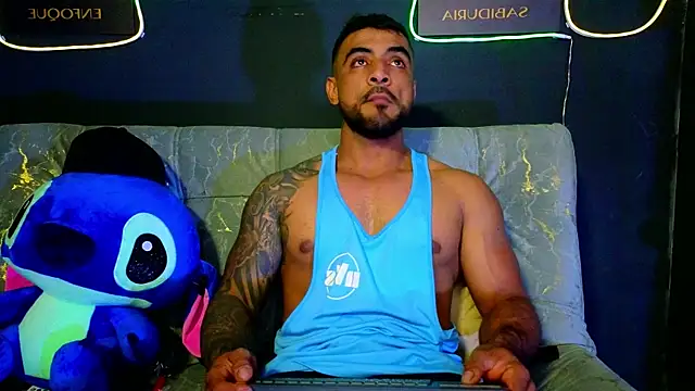 Snapshot of ERIC_HARRISON chatting on 19, 11, 2025 ERIC HARRISON online show from 19, 11, 2025