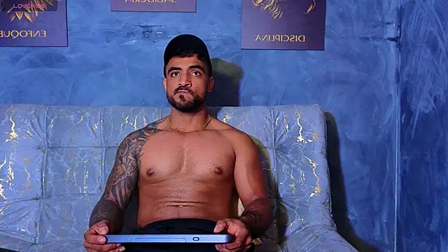 Snapshot of ERIC_HARRISON chatting on 10, 10, 2025 ERIC HARRISON online show from 10, 10, 2025