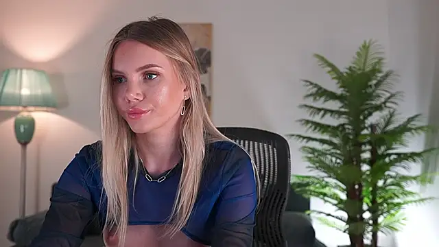 Yvonna One online show from 29, 11, 2025