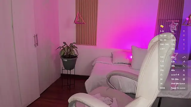 Kendall Bunnyy online show from 29, 11, 2025