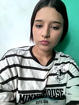 littlemelodi18 online show from 11, 10, 2025