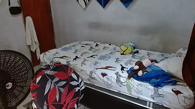 Lovebeng  online show from 6, 11, 2025