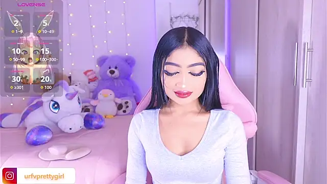 Snapshot of urfavprettygirl chatting on 4, 5, 2026 urfavprettygirl online show from 4, 5, 2026