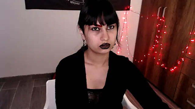 Snapshot of Little-Lucifer chatting on 11, 5, 2026 Little-Lucifer online show from 11, 5, 2026