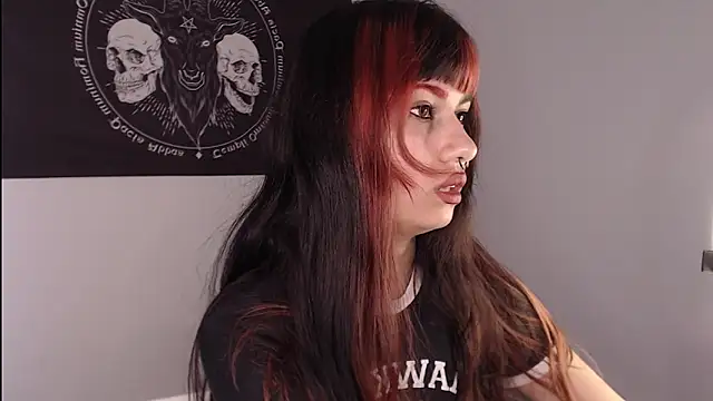 Snapshot of Little-Lucifer chatting on 31, 1, 2025 Little-Lucifer online show from 31, 1, 2025