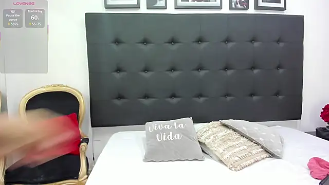 SaraDreamss online show from 7, 3, 2025