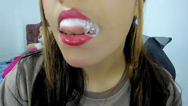 Snapshot of veky_saliva01 chatting on 18, 2, 2025 veky saliva01 online show from 18, 2, 2025