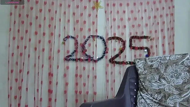 Preeti-Sexy online show from 9, 1, 2025