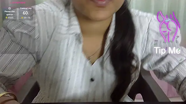 Preeti-Sexy online show from 6, 1, 2026