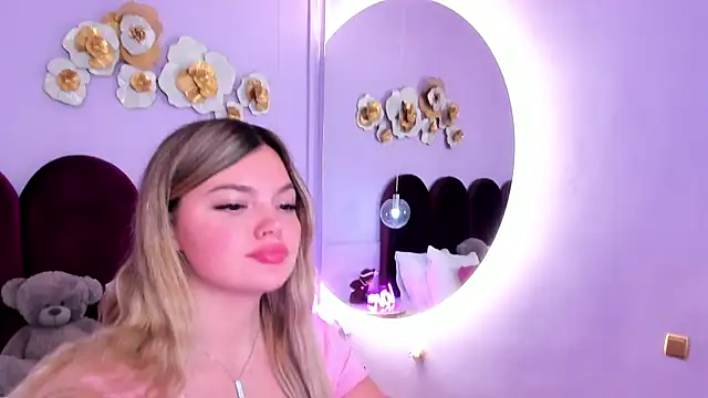 ZaraBloom online show from 19, 12, 2025