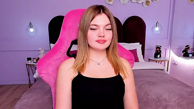 ZaraBloom online show from 5, 2, 2025