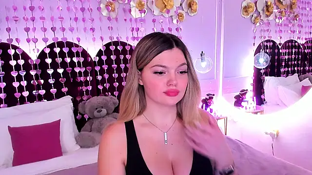 ZaraBloom online show from 12, 2, 2026