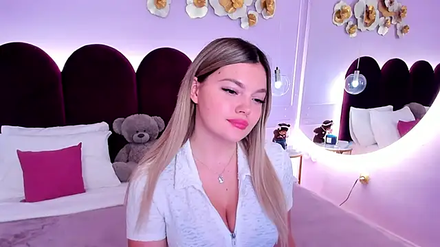 ZaraBloom online show from 16, 12, 2025