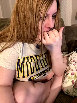 PuckBunny17 online show from 23, 12, 2025