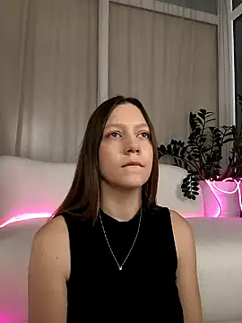AliceBrayan online show from 18, 3, 2025