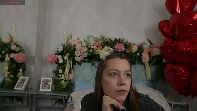 AliceBrayan online show from 21, 2, 2026