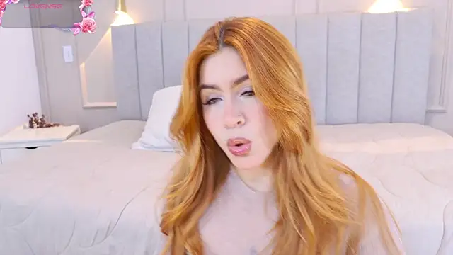 Snapshot of april_rousse chatting on 16, 10, 2025 april rousse online show from 16, 10, 2025