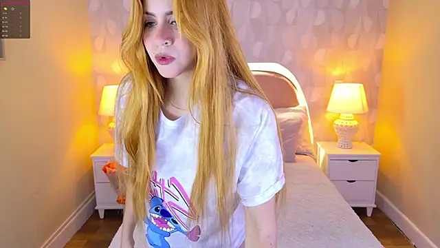 Snapshot of april_rousse chatting on 19, 2, 2025 april rousse online show from 19, 2, 2025