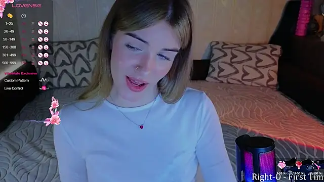 Snapshot of SpiceJessy chatting on 22, 3, 2025 SpiceJessy online show from 22, 3, 2025