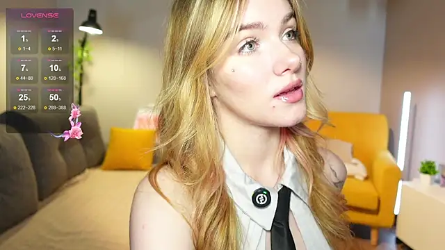 Snapshot of SpiceJessy chatting on 30, 6, 2026 SpiceJessy online show from 30, 6, 2026