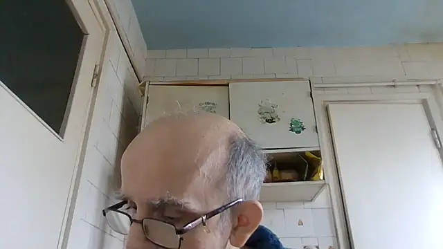 mariusica1xh online show from 11, 2, 2026