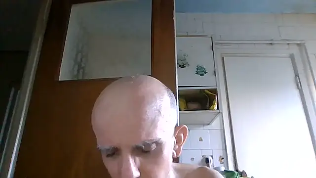 Snapshot of mariusica1@xh chatting on 19, 6, 2026 mariusica1xh online show from 19, 6, 2026