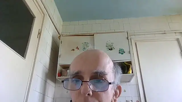 mariusica1xh online show from 19, 4, 2026