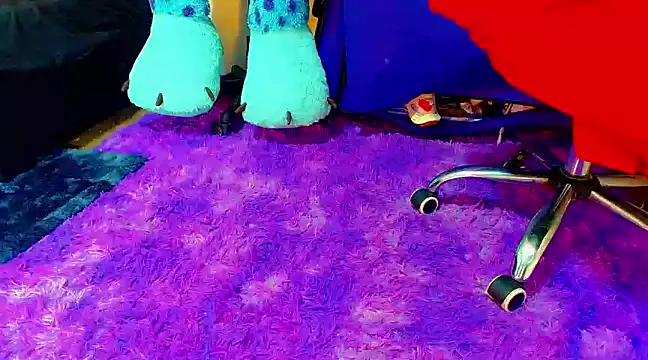 nicol gill  online show from 5, 2, 2025