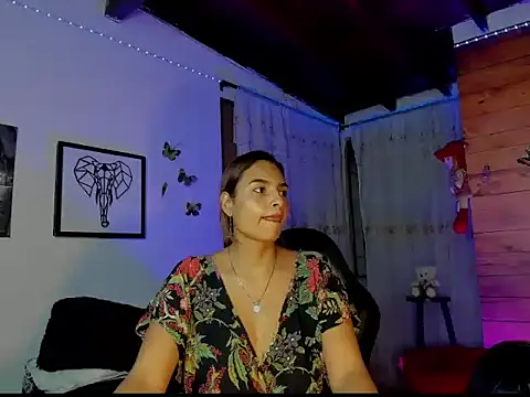 mykaelahoney online show from 10, 2, 2026