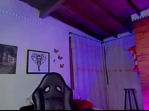 mykaelahoney online show from 5, 2, 2026