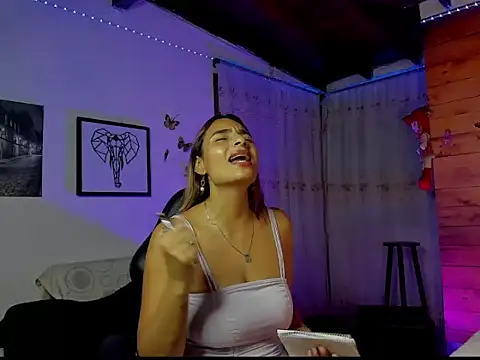 mykaelahoney online show from 3, 2, 2026