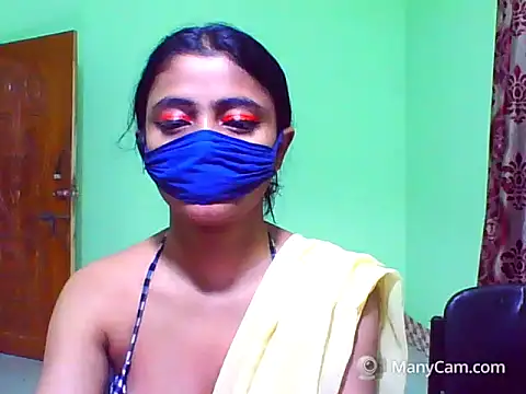 Snapshot of desi_diva chatting on 18, 5, 2026 desi diva online show from 18, 5, 2026