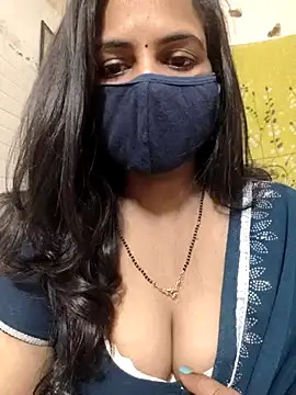 Snapshot of Nehubhabhi26 chatting on 14, 10, 2025 Nehubhabhi26 online show from 14, 10, 2025