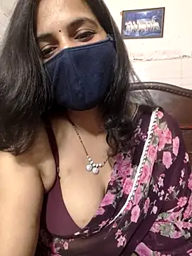 Snapshot of Nehubhabhi26 chatting on 15, 9, 2025 Nehubhabhi26 online show from 15, 9, 2025