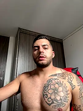 Snapshot of thomas_gun chatting on 3, 12, 2024 thomas gun online show from 3, 12, 2024