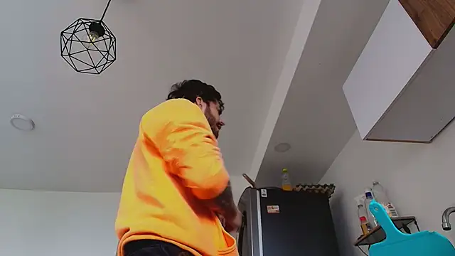 thomas gun online show from 24, 3, 2026