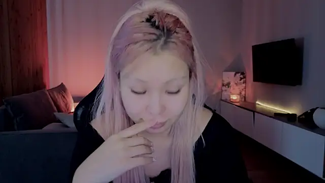 RileyMee online show from 13, 4, 2026