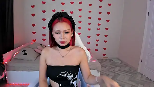 Snapshot of RileyMee chatting on 12, 2, 2025 RileyMee online show from 12, 2, 2025